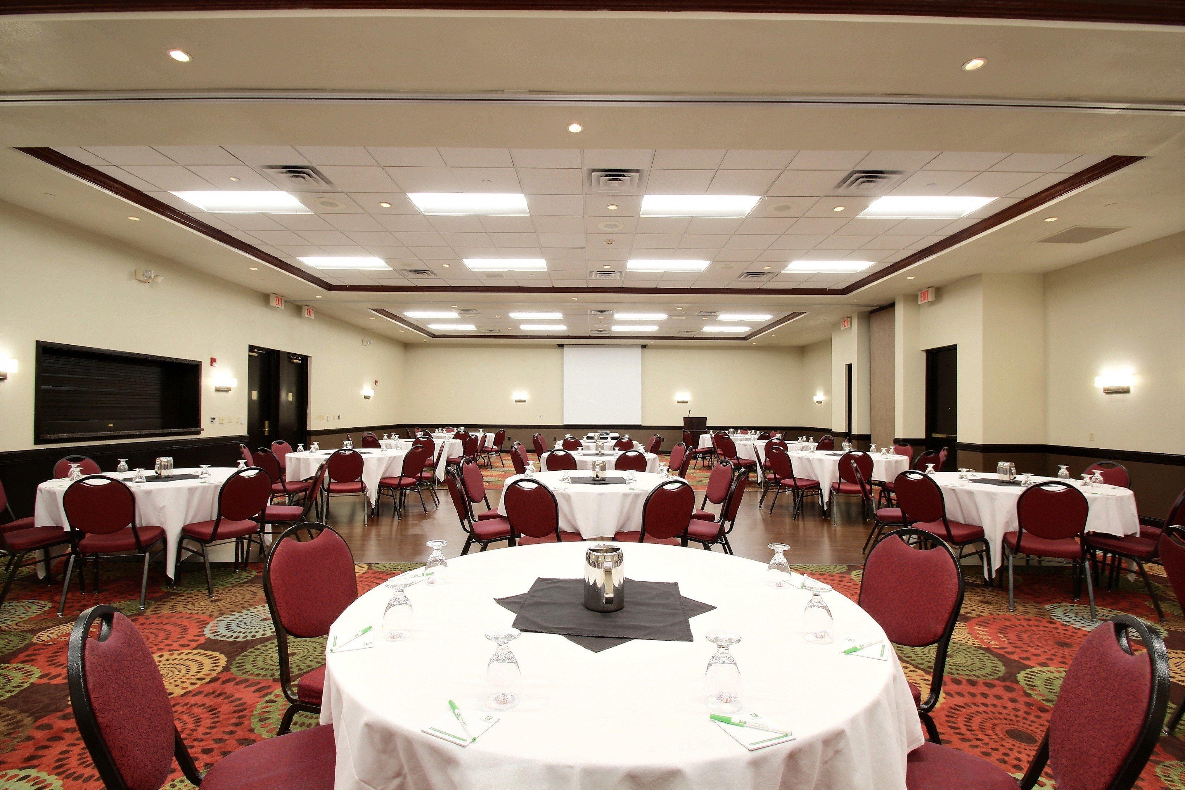 Holiday Inn Hotel & Suites Madison West - Middleton By Ihg Eksteriør billede