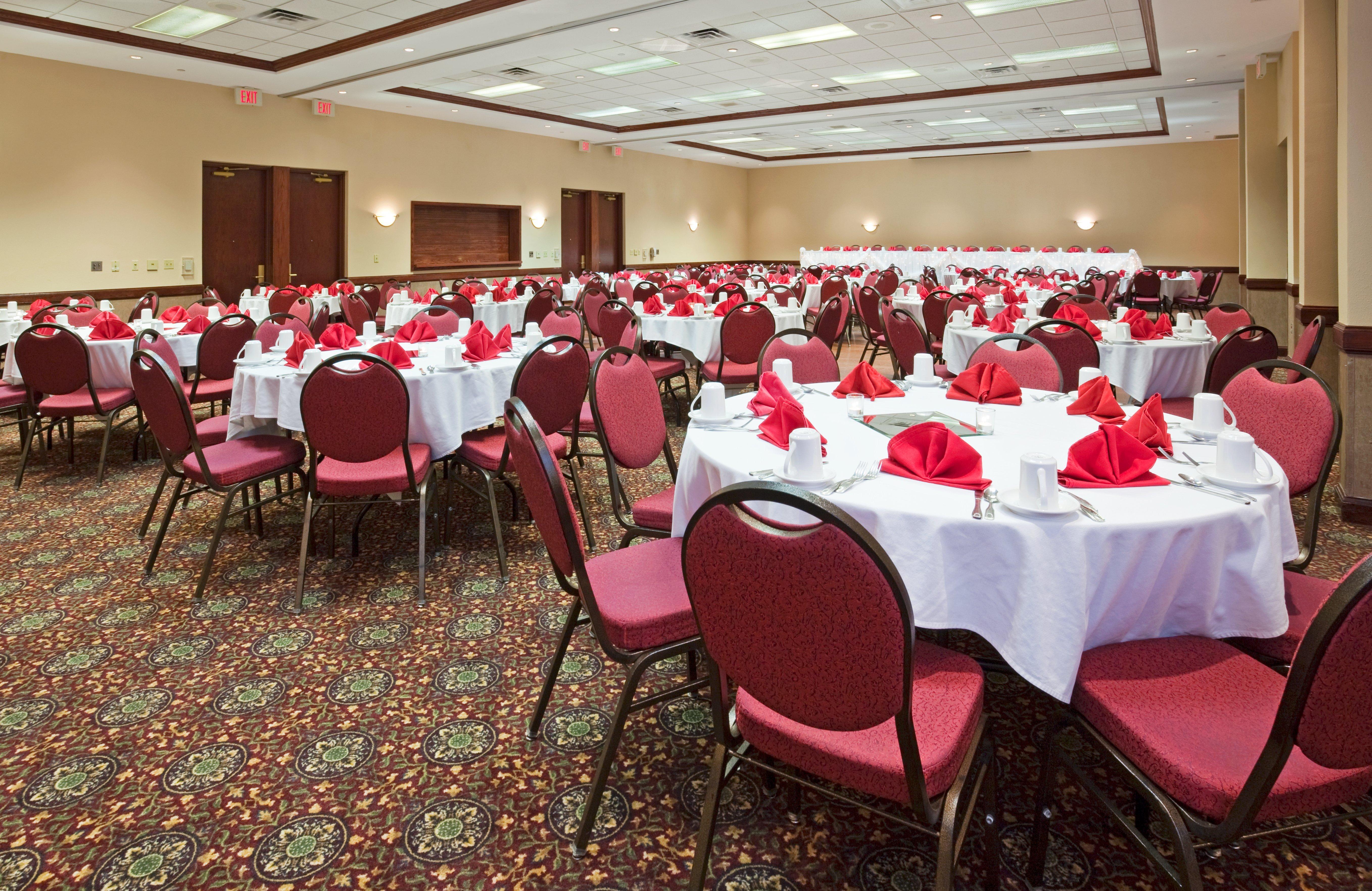 Holiday Inn Hotel & Suites Madison West - Middleton By Ihg Eksteriør billede