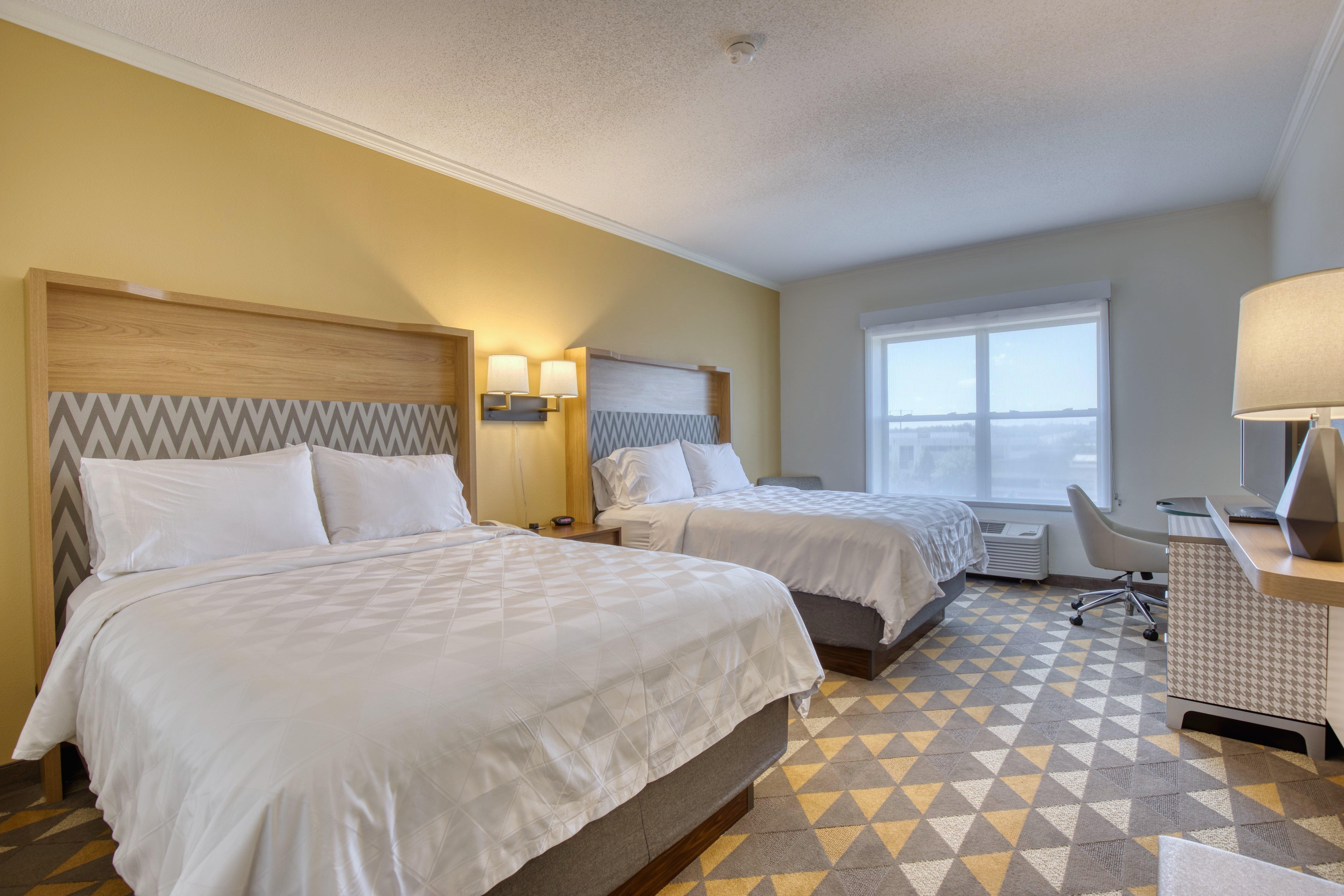 Holiday Inn Hotel & Suites Madison West - Middleton By Ihg Eksteriør billede