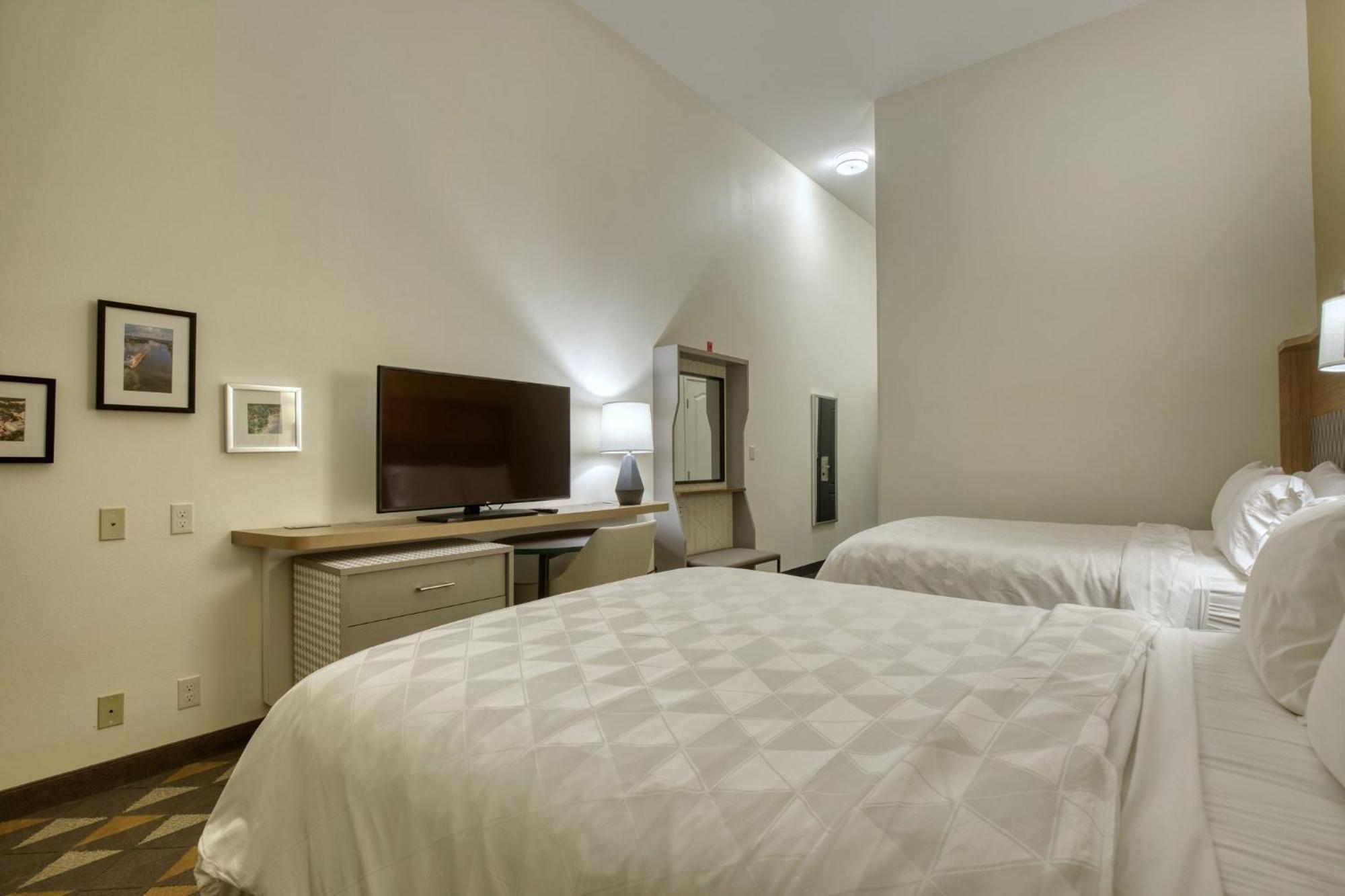 Holiday Inn Hotel & Suites Madison West - Middleton By Ihg Eksteriør billede